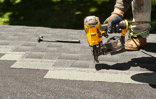 Best Flat Roofing  in Blue Earth, MN